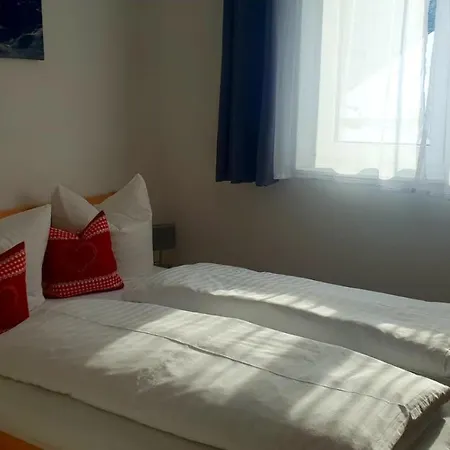 Haus Bazigg Apartamento