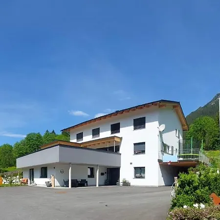 Haus Bazigg Daire *